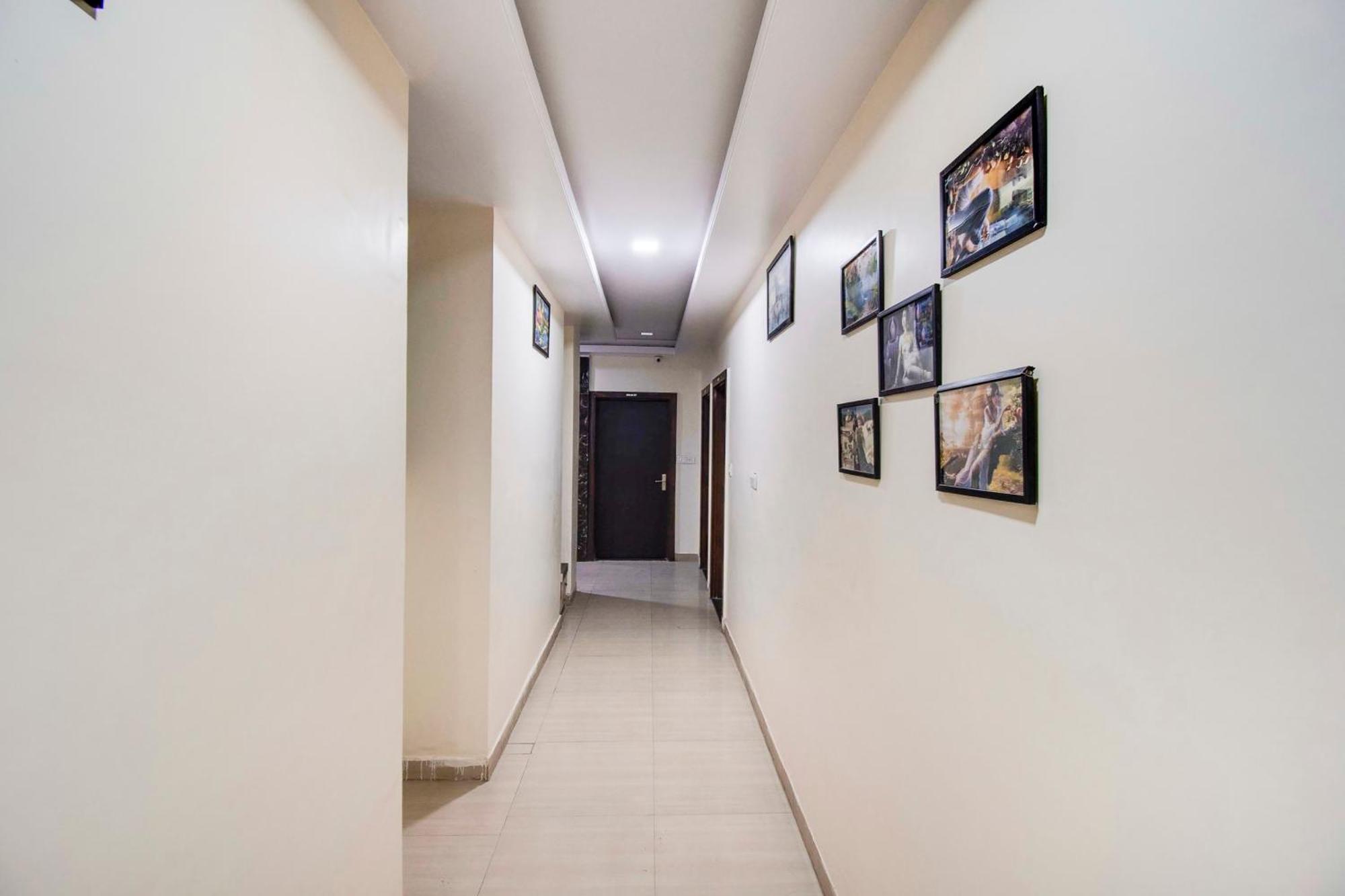 Capital O Pink Peral Hotel Jaipur Ngoại thất bức ảnh